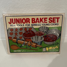 Fox Run Vintage Junior Bake Set Real Tools for Serious Young Cooks 1986