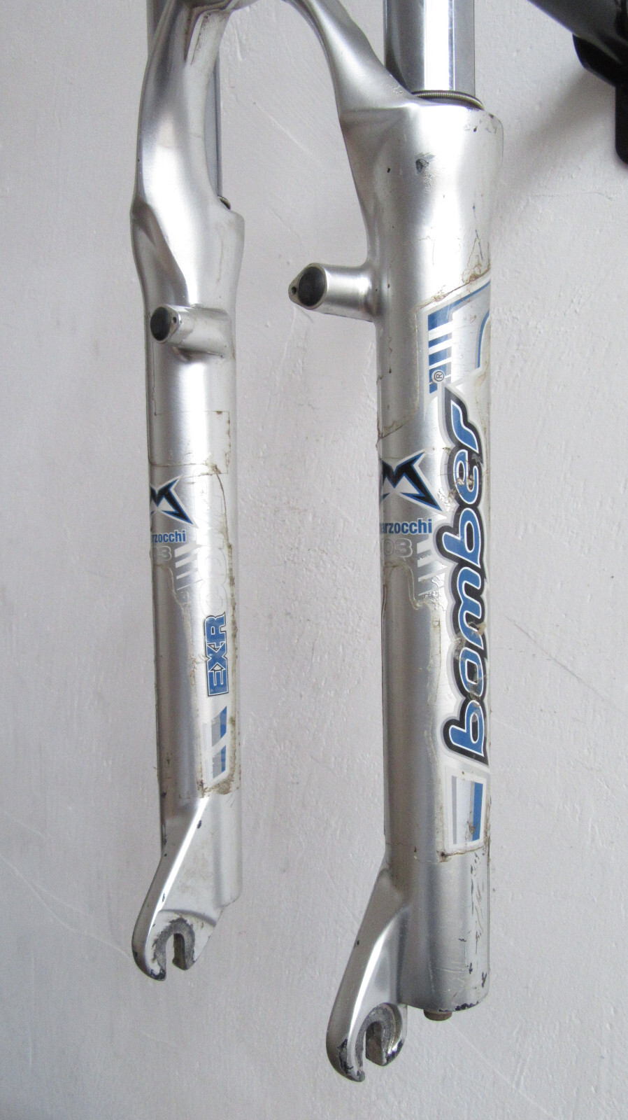 Marzocchi Bomber EXR Comp 2003 Retro Suspension Fork Coil Sprung SEIZED