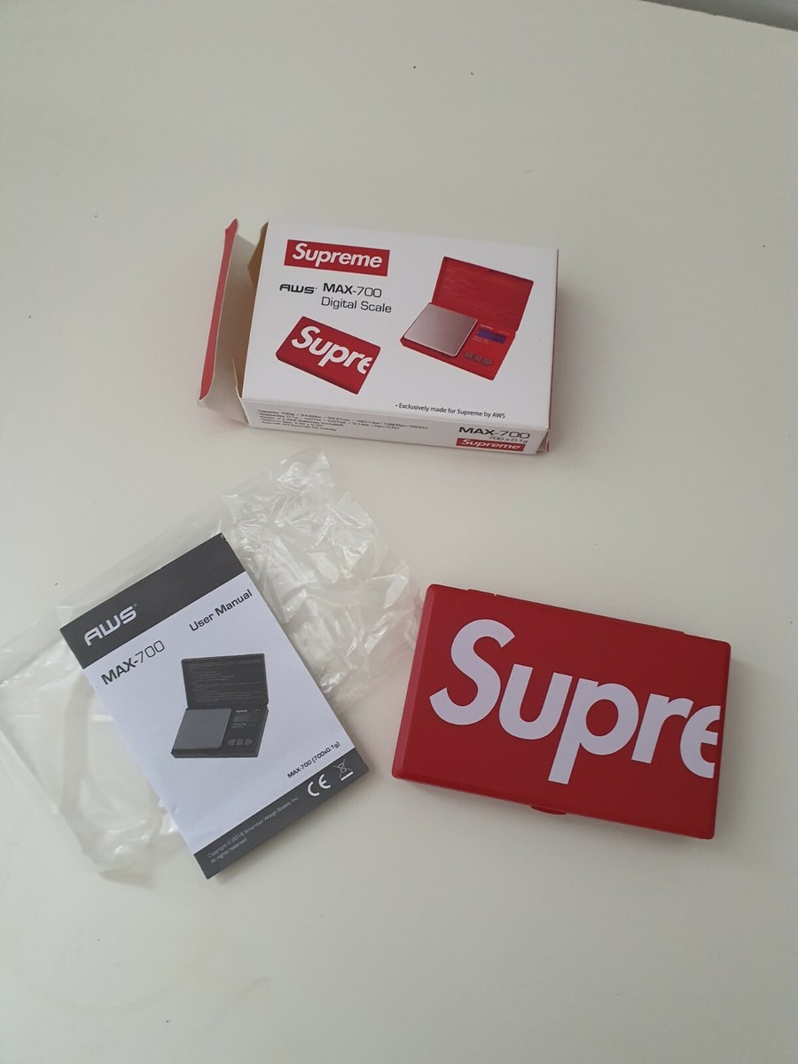 FW18 Supreme x AWS Max 700 digital scale red New in original
