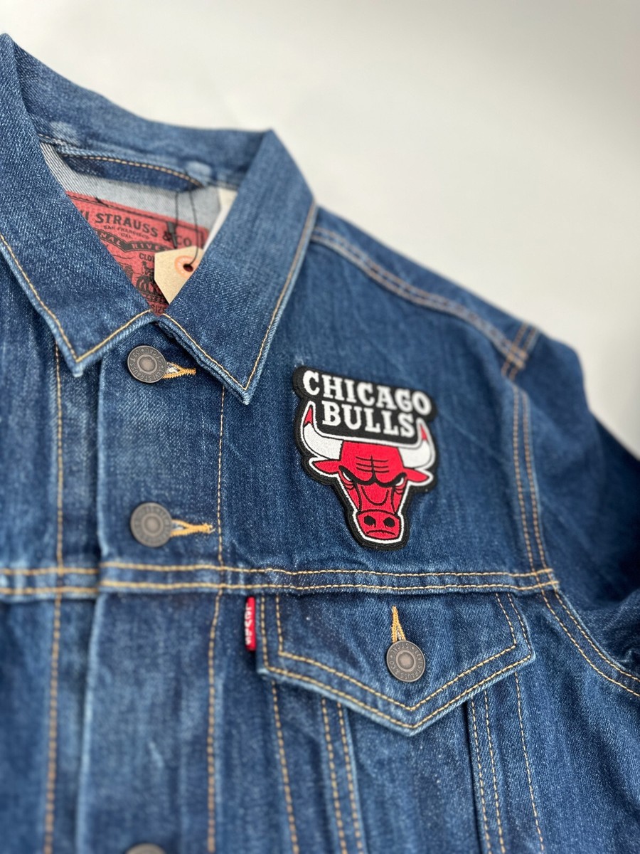 Levi's x NBA Chicago Bulls Denim Jacket Men's Medium Blue Levi's x NBA Chicago Bulls Denim Jacket Men's Medium Blue