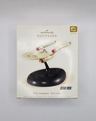 Hallmark Keepsake Stand Up Star Trek USS Enterprise NCC-1701 Sound/Light in Box
