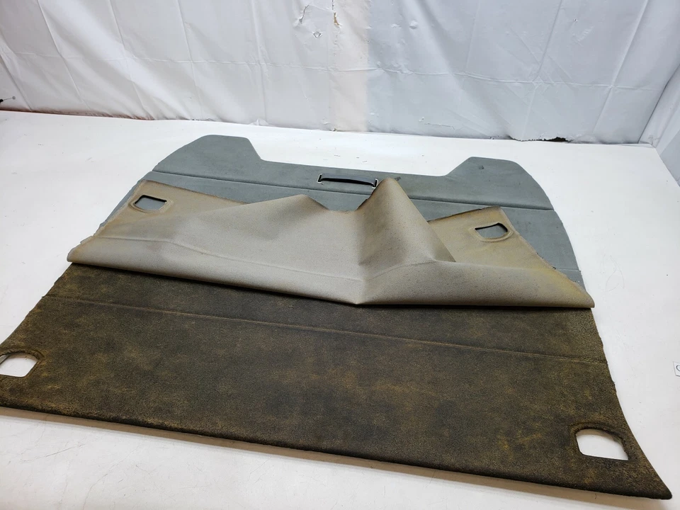 ALFOMBRA MALETERO AUDI TT MK1 2000 2001 2002 2003 2004 2005 2006 ALFOMBRILLA/FORRO Foto 2 de 4