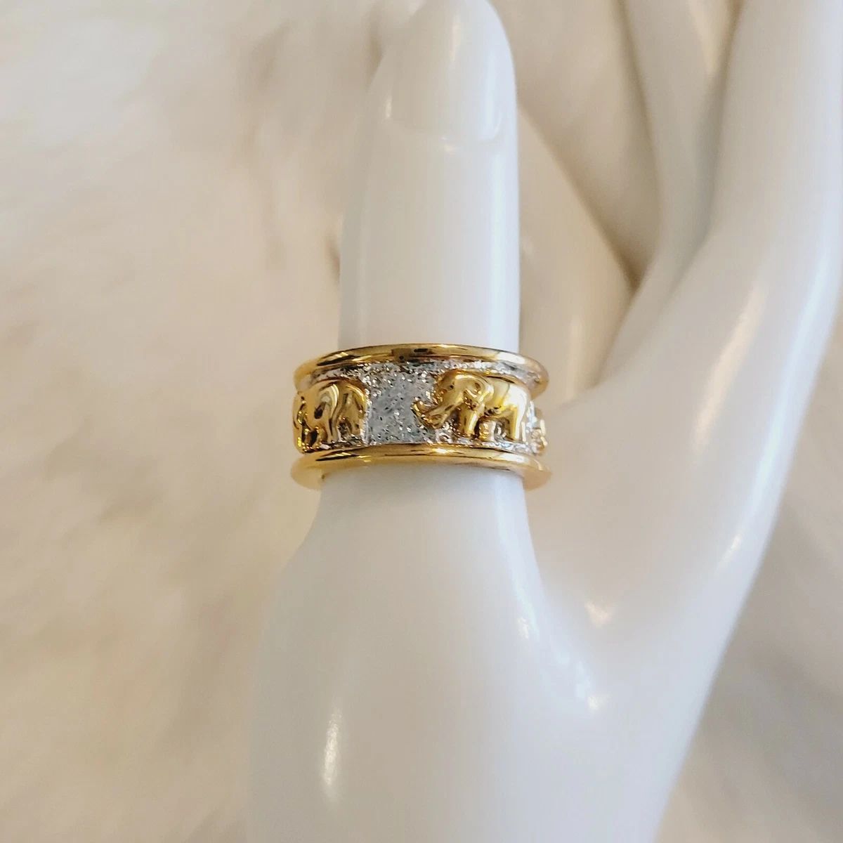 Elephant trunk ring clearance