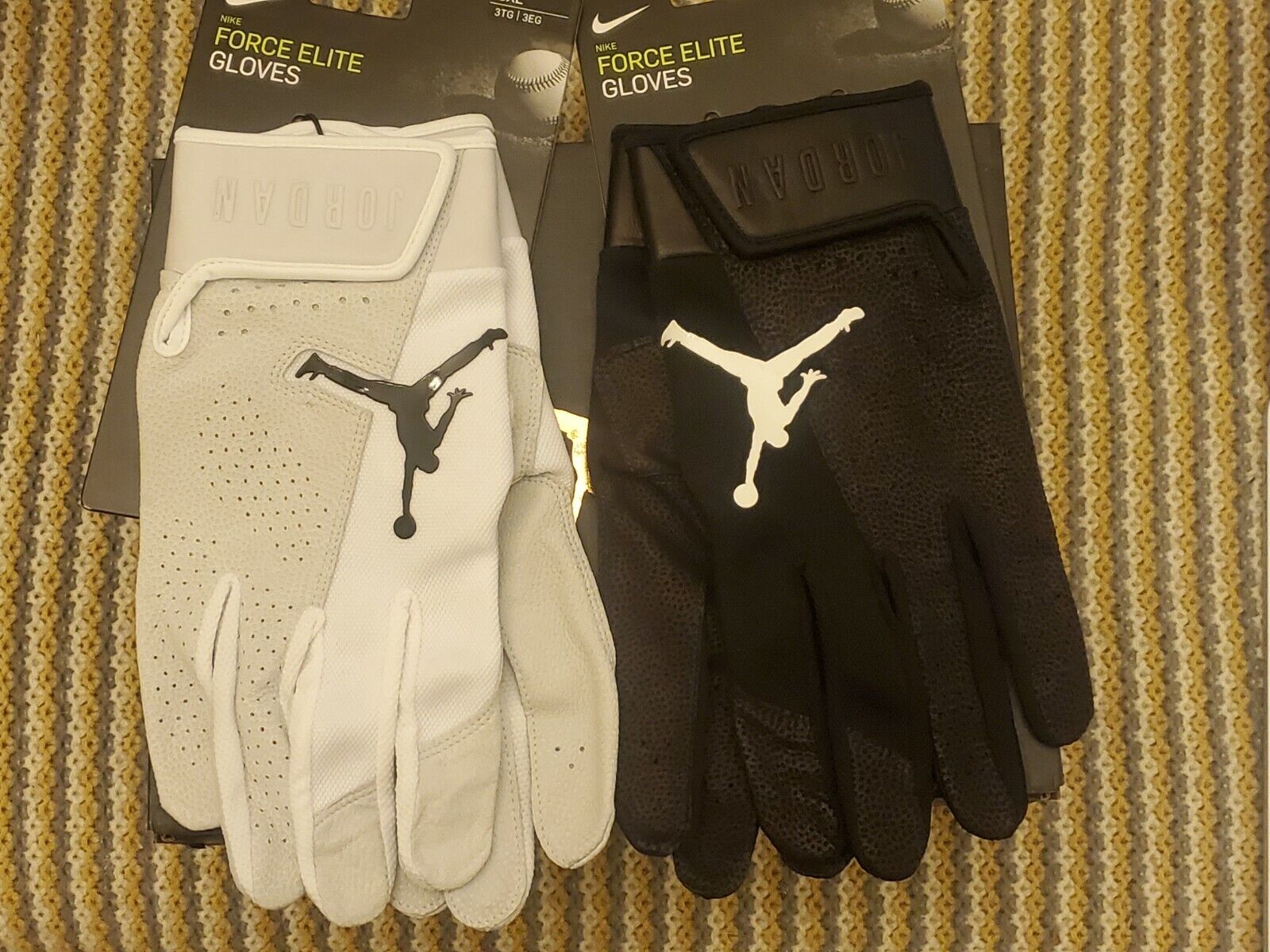 black jordan batting gloves