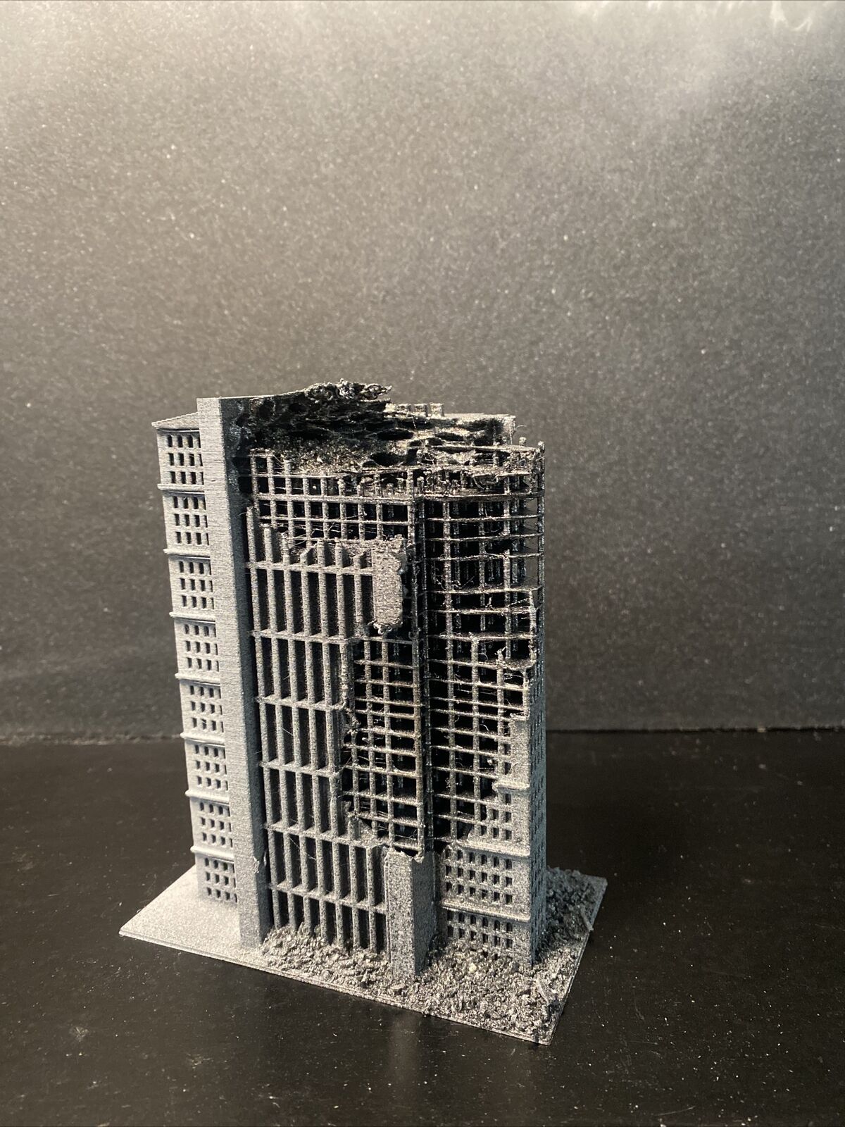 Eyepop Designs 1 XL Building 1/200 Scale works with NECA Sh Monsterarts 