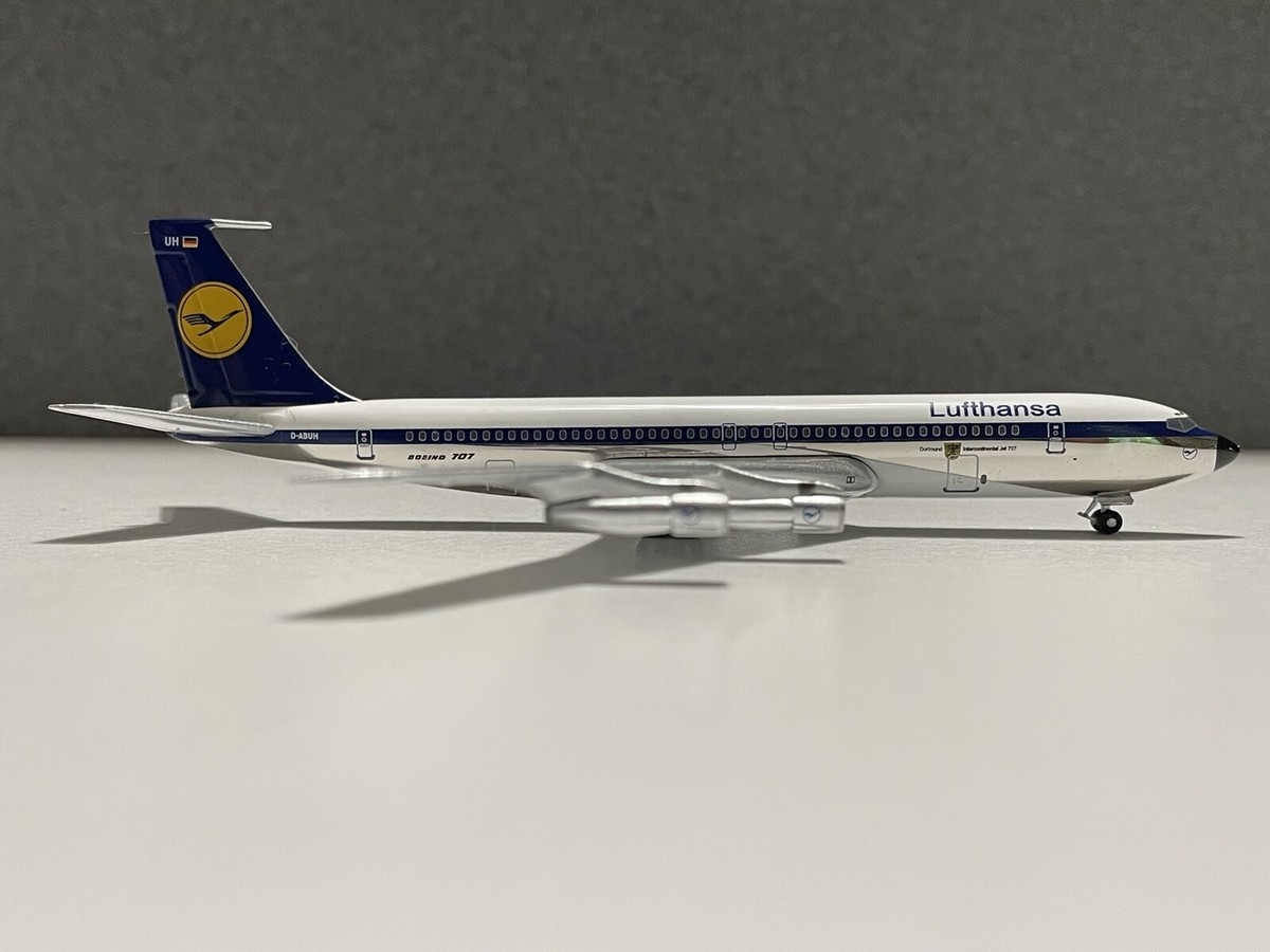 Lufthansa Boeing 707-430 1:200スケール Lufthansa Boeing 707-430 D-ABOF polished with stand InFlight