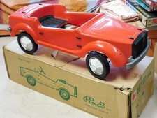 Pines Fiat 850 Spring Siata pedal car car pedals 1960s Moplen NIB