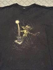 Gremlins Graphic T-Shirt Rain Scene Under Street Lamp Black Tee XL