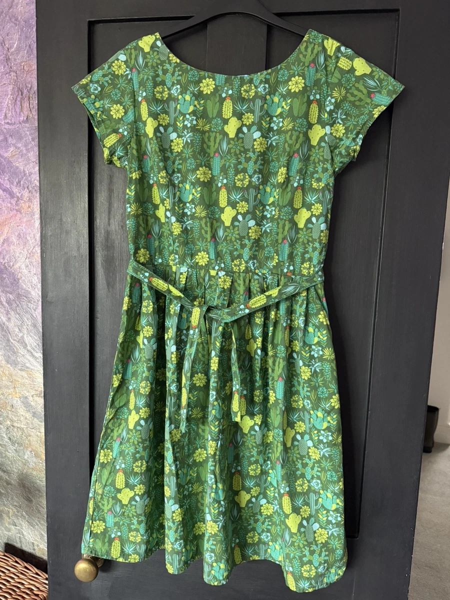 Divano Letto In Velluto A Coste Giallo Con Schienale Regolabile E Gambe Oro Terat Deluxe 1 Divano Letto In Velluto A Coste Giallo Con Schienale Regolabile E Gambe Oro Terat Deluxe 1