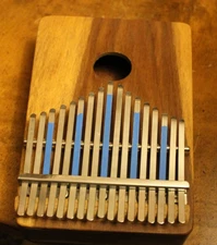 Wooden Hugh Tracy Kalimba ~ South Africa ~ 17 Keys
