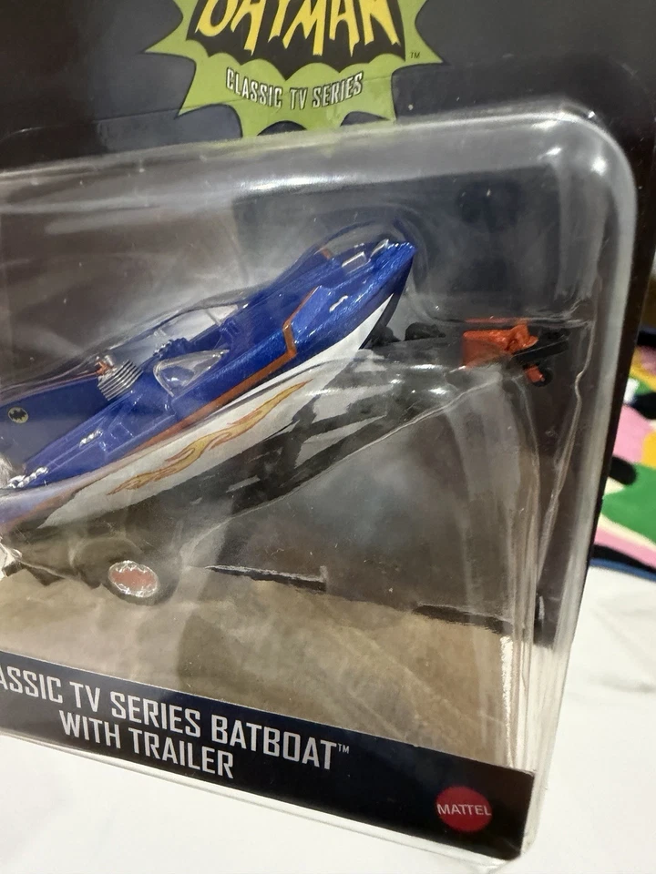 Hot Wheels - Baticiélago Serie TV Clásica con Remolque - 2020 - Vehículo Diecast Foto 2 de 4