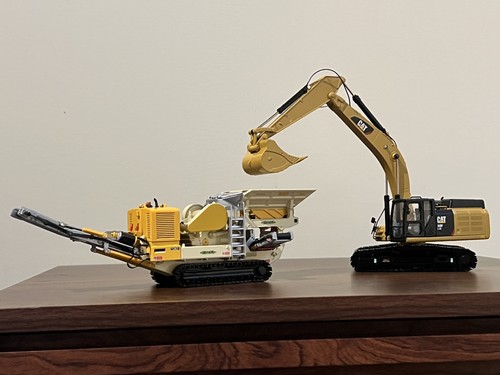 ROS Moby 1060 Crusher & Diecast Masters 349F 1/50 scale