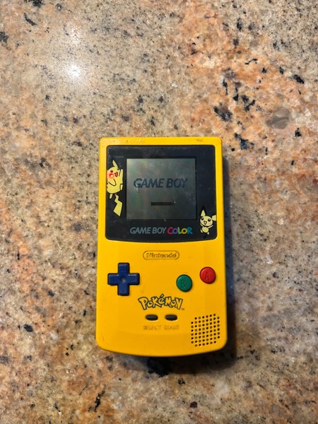 Nintendo Game Boy Color Edición Pikachu