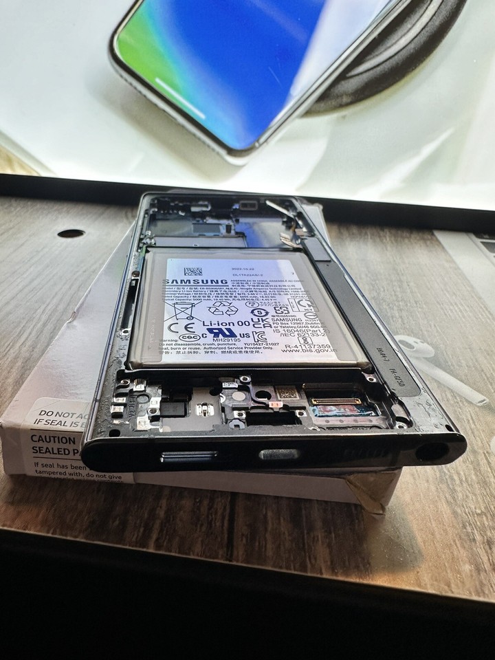 OEM Original Galaxy S22 Ultra Cracked Glass With Dot For Recycle 1 eBay