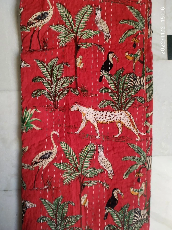 Двустороннее индийское художественное одеяло ручной работы из хлопка Kantha Quilt Throw Jungle Kantha - Изображение 3 из 3