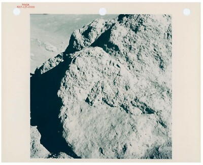 UNVERÖFFENTLICHTES NASA FOTO Apollo 17 - Portrait eines Mondfelsens Nansen Krater 1963