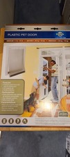 PetSafe HPA11-10967 Pet Door for Dogs and Cats Medium 1-40 Lb