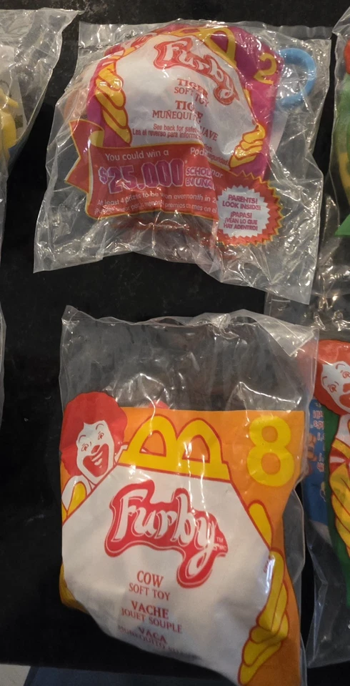 McDonald's Happy Meal Furby Peluche Llavero Clip Juguetes Juego Completo de 12 Nuevo en Paquete 2000 Foto 3 de 4