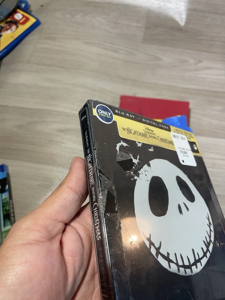 The Nightmare Before Christmas Best Buy Steelbook (Blu-ray, Sing-Along Edition) - Image 2 of 2