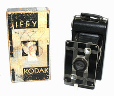 Kodak Jiffy Six-20 Folding Camera Art Deco. TESTED Shutter works. READ CONDITION