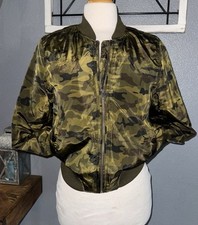 Xhilaration Camo Bomber Jacket Woman s Size Small