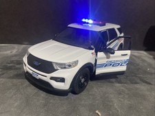 Detroit Police 124 Explorer W Working Lights Sirens Detroit Police 124 Explorer W Working Lights Sirens