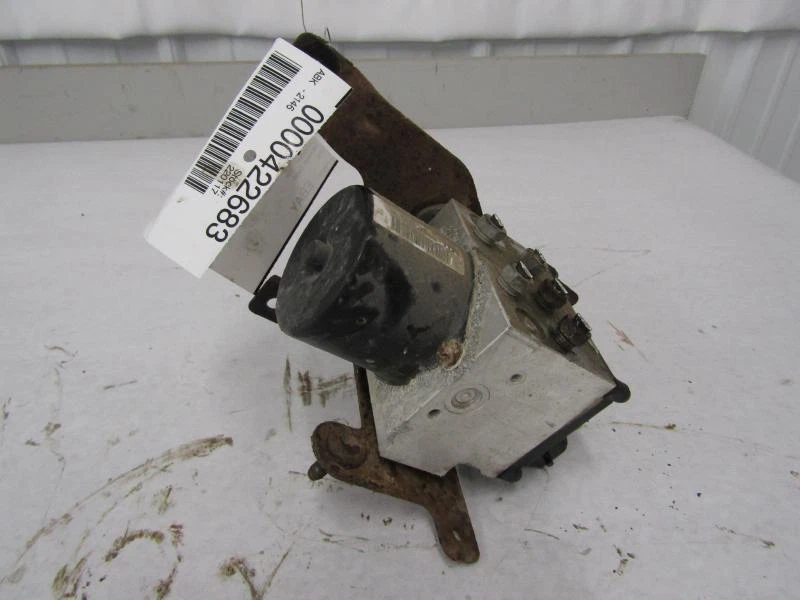 Bomba de freno antibloqueo JHD 2013-2017 Chevrolet Express 3500 Foto 2 de 4