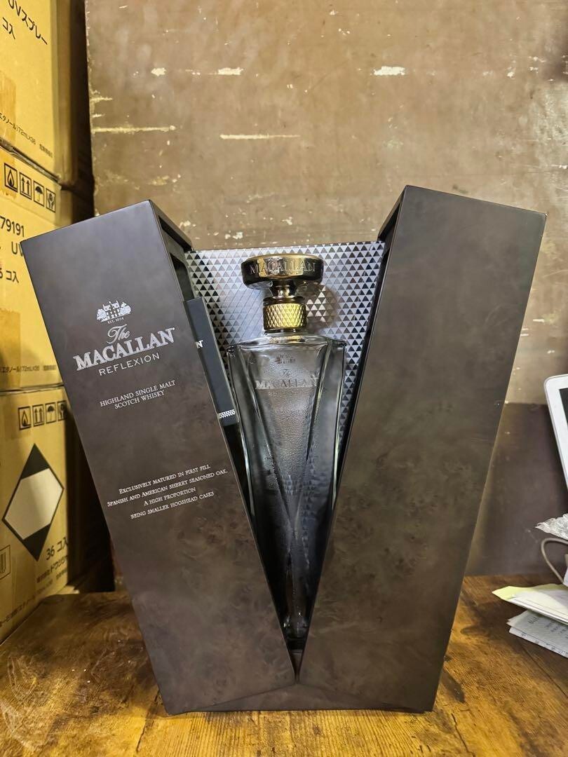 The macallan reflection マッカラン　リフレクション　空箱 マッカラン リフレクション 空瓶 The MACALLAN REFLEXION The Macallan