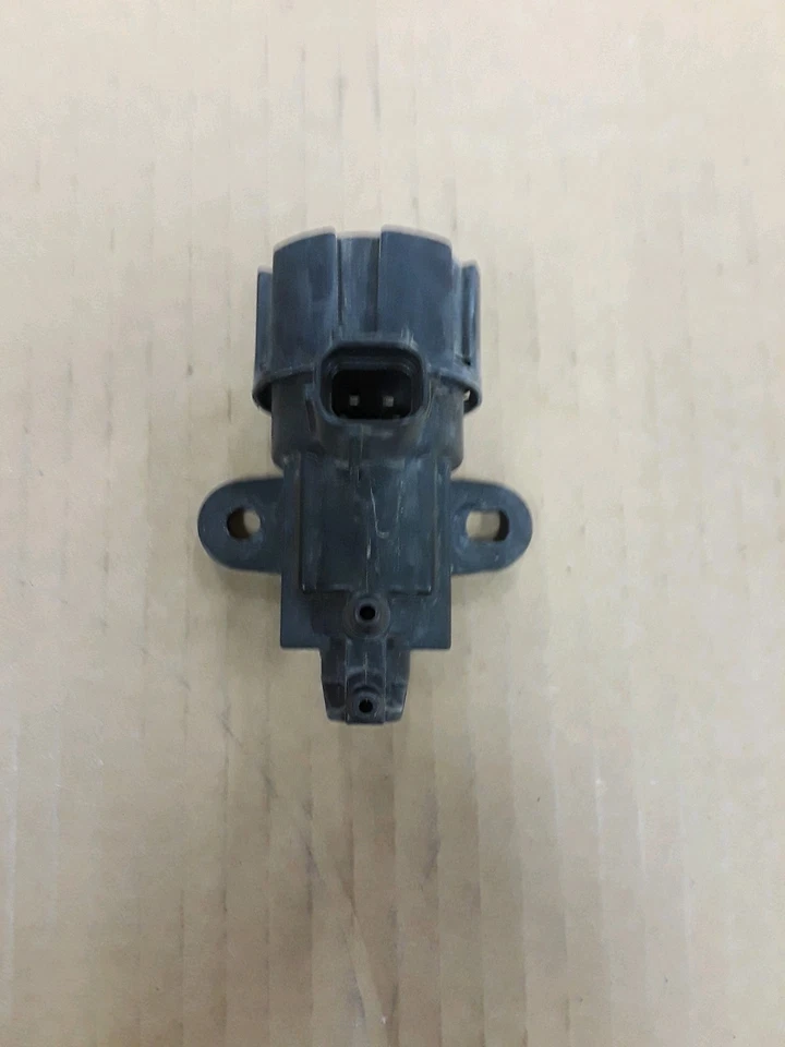 Ford Focus EGR 2003 regulador de vacío OEM K108 Foto 3 de 4