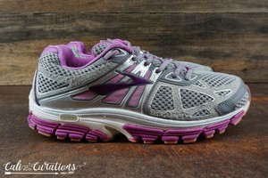 brooks ariel size 11