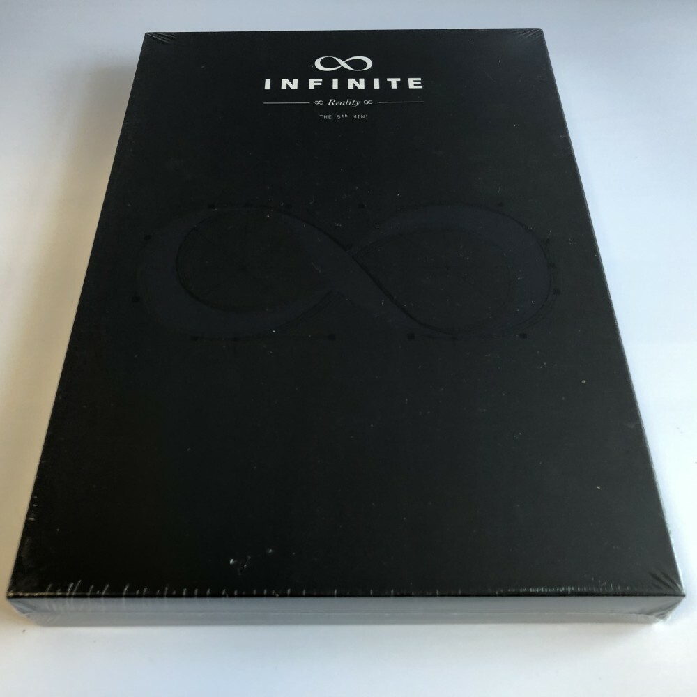 INFINITE 5th mini album Reality CD+Photobook+Poster Limited