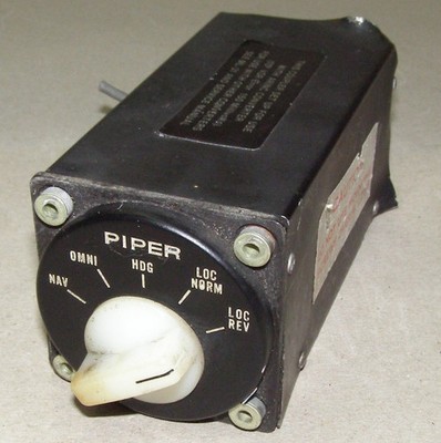 Das Edo-Aire Mitchell Modell 1C388 / Radio Coupler (Funkkoppler)