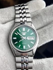 Vintage Seiko 5 Mens watch automatic Japan Day/Date-Refurbished