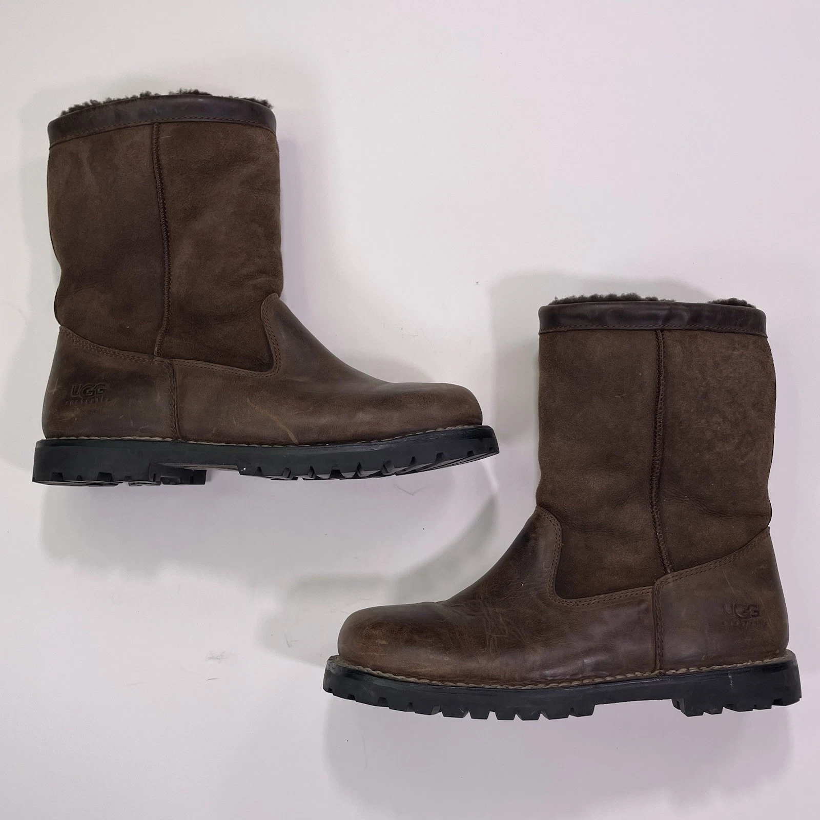 UGG Beacon Boots Leather Sherpa Lined Men’s Size 12 Brown EU 45.5