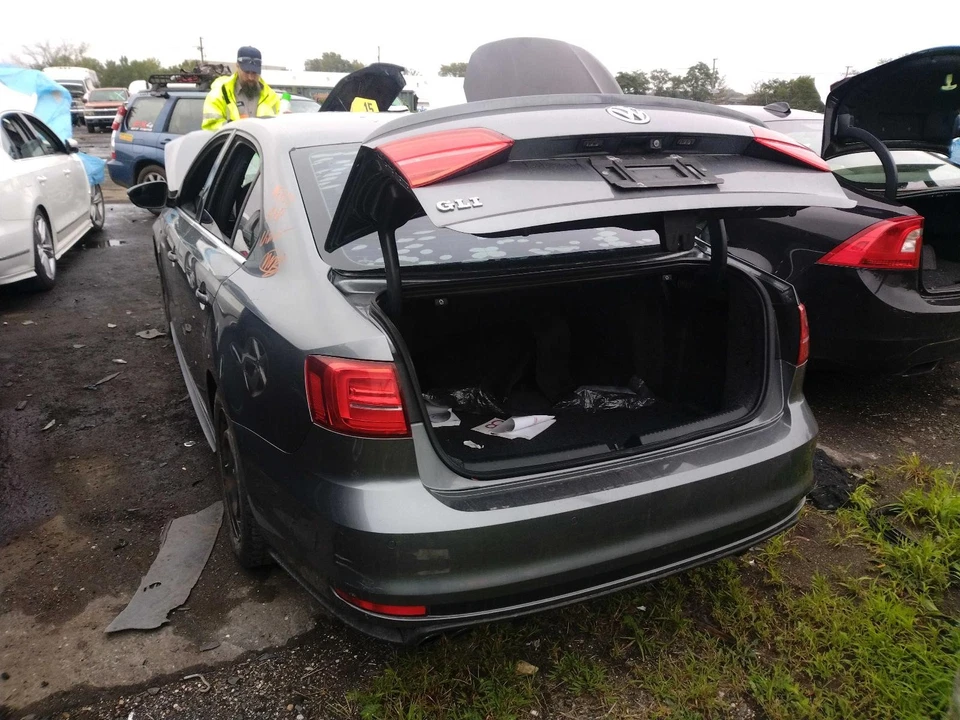 Volkswagen Jetta GLI 2016 compresor de aire acondicionado OEM 106 k millas gris NJ25-20772-505563 Foto 3 de 4