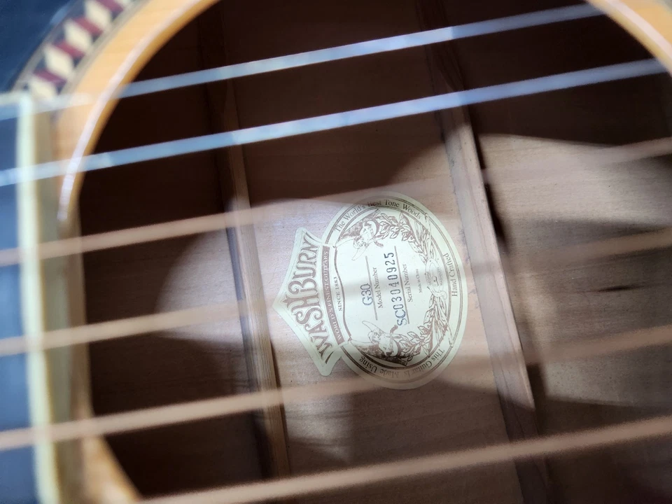 Good Playable Condition Washburn G30 Dreadnought Acoustic GUITAR Natural - Image 4 of 4