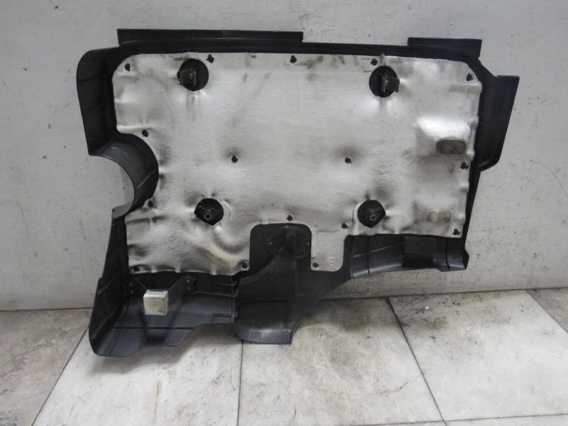 Tampa do motor 01 02 03 04 05 06 LEXUS LS430 - Imagem 2 de 4