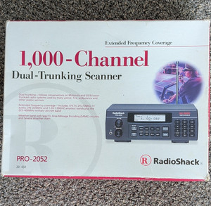 RadioShack PRO-2052 Dual-Trunking Scanner 1000 Channels VHF/UHF Analog 20-432
