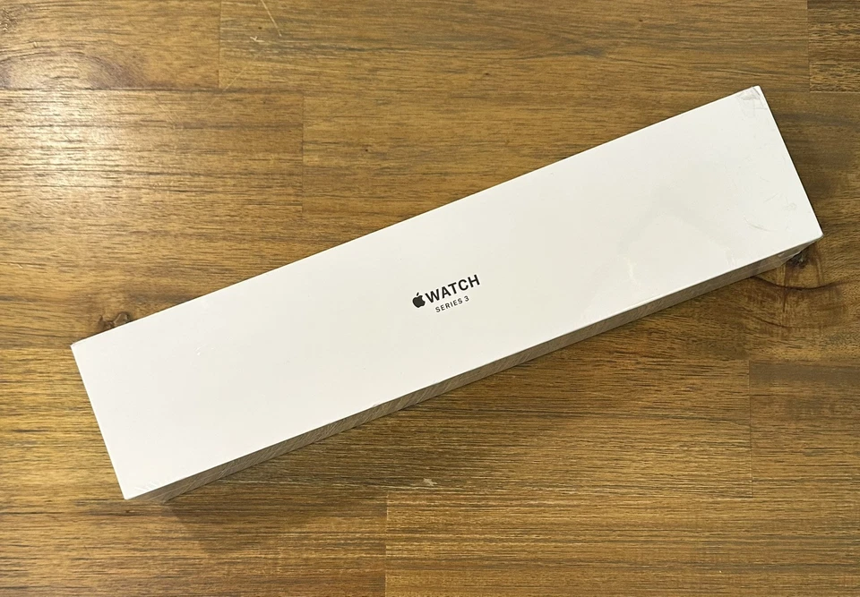 Apple Watch 42mm Series 3 GPS A1859 Gold Case Pink Band MQK12LL/A *New -Sealed* - Image 2 of 4