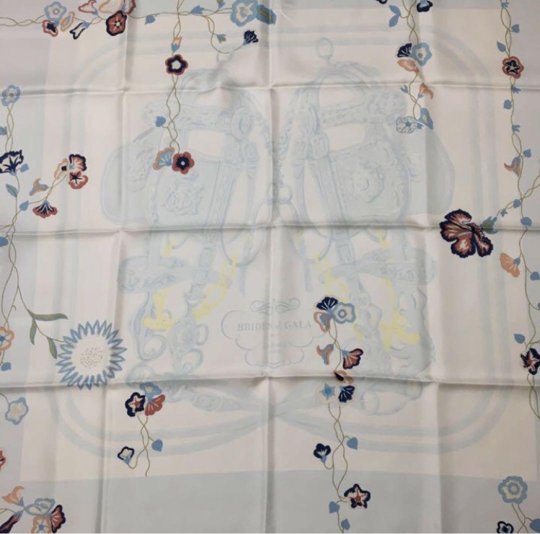 HERMES Silk Scarf Elegant Luxury Fashion Accessory