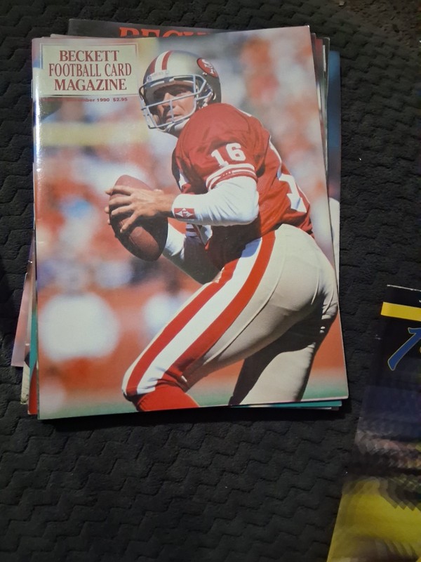 Beckett Football card  issue 7 vintage Collectible 90S Magazine perfect conditi