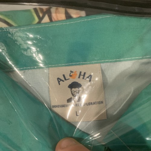 Aloha Innovation Art Men's Green Multi Color NwT Half Sleeve Button Size Large - Picture 6 of 17
