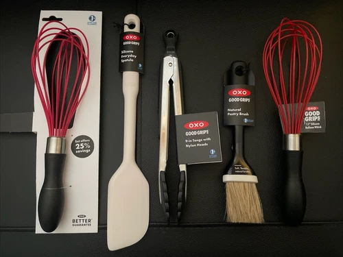 Oxo 5 Piece Lot 2 Whisk, Tongs, Pastry Brush & Spatula ⬇️Read⬇️ BRAND NEW