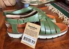 HUARACHES BY BEARPAW SIZE 10 GREEN LEATHER NEW SANDALS WOMENS SHOES