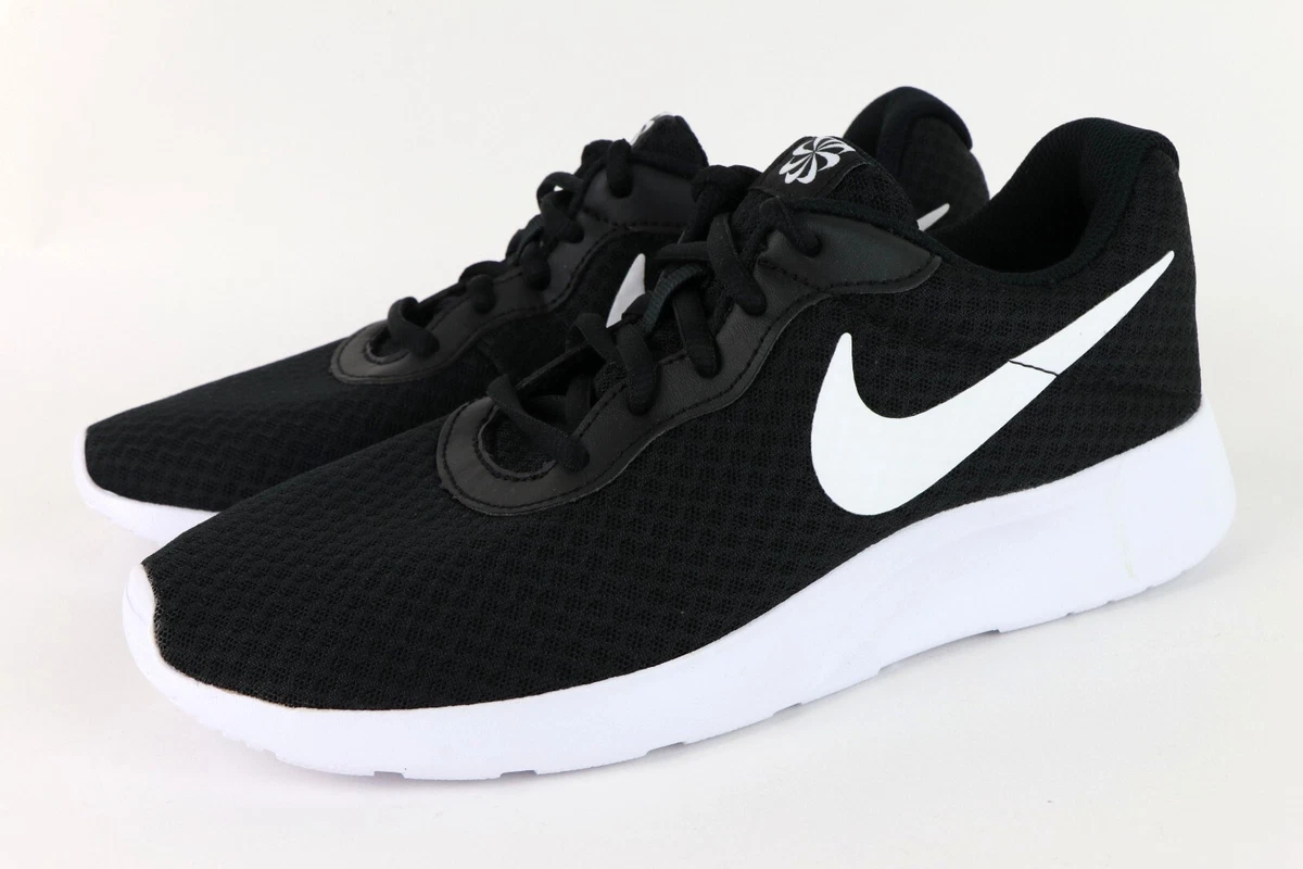Women s Nike TANJUN Athletic Low Top Running Sneakers Black White DJ6257 004
