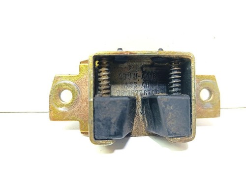 1998 Schließkeil Schließbügel Heckklappe Kofferraumdeckel UST100007