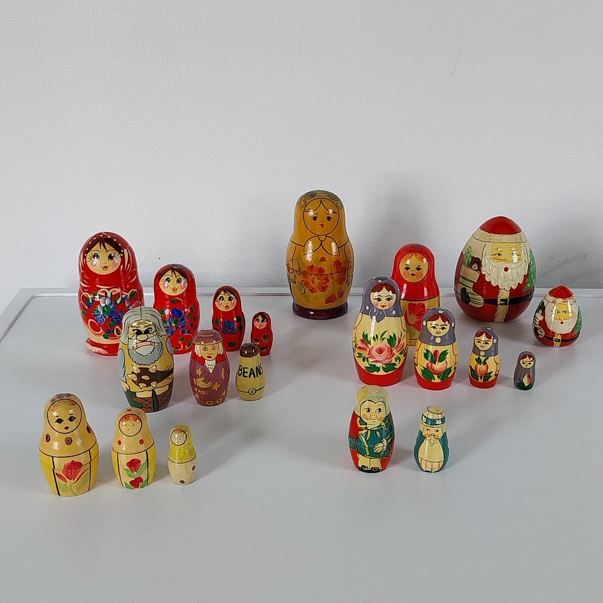Poupée gigogne russe non peinte , matriochka, artisanat et sculpture Russe