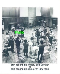 Press Photo: BOB MINTZER 8x10 B&W