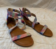 FALLS CREEK Sandals Girls Sz 4 Rainbow Gladiator Strappy Sparkles Zip Close Tara