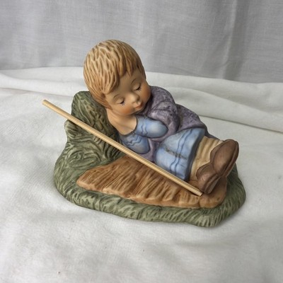 Goebel Berta Hummel 1998 Christmas Nativity Sleeping Shepherd Boy BH 26/Q